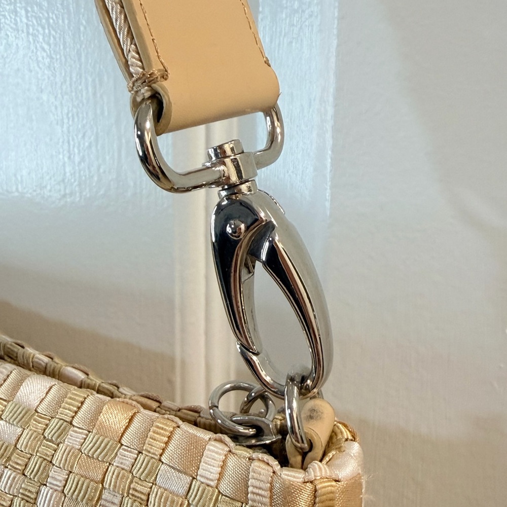 The Sak Woven Ribbon Baguette Shoulder Bag Beige Gold Braided Strap - Picture 4 of 5